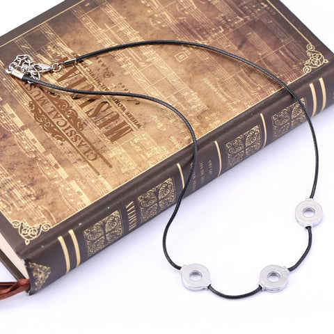 Naruto Itachi Uchiha Necklace Cosplay